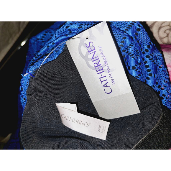 Catherines Size 34W Blue crochet lace swim tankini built in bra beachwear - Picture 5 of 6